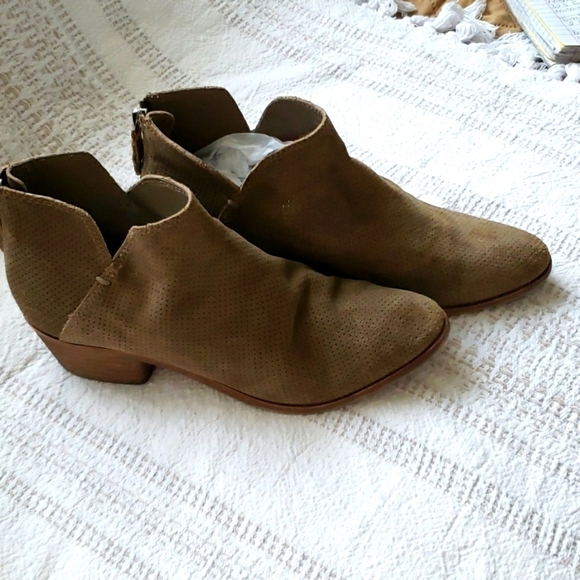 Dolce Vita karsen bootie, tan/beige/brown, genuine leather upper, Sz 8.5. - Picture 2 of 15
